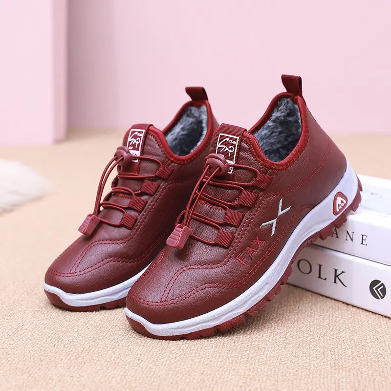 👢✨Pár bot stojí 720 Kč【35-41】Nové dámské vycházkové boty na podzim a zimu, vyrobené z pravé kůže a ručně vyrobené s bavlněnou fleecovou podšívkou.