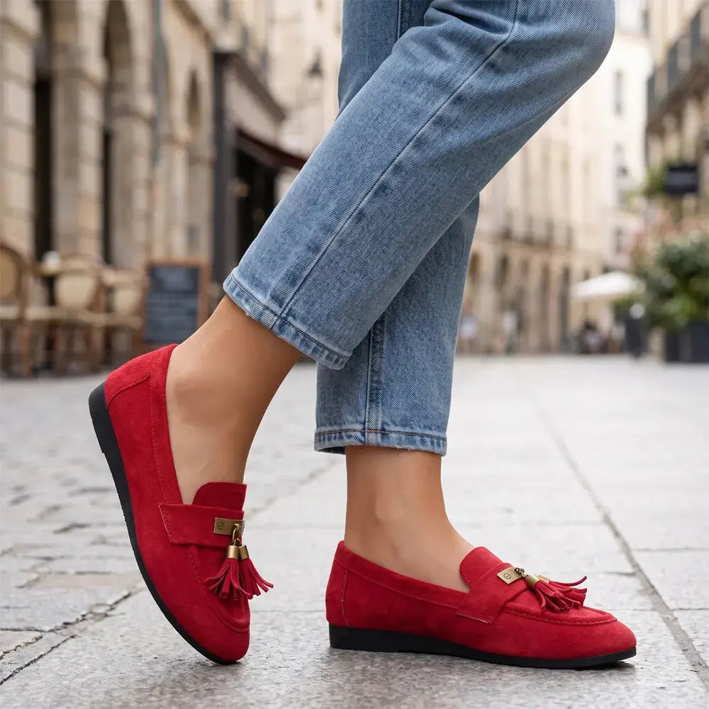 👟【36–43】Novi ženski modeli brez pete za sproščen slog (2026) – Resice, zaponka in kovinski okras; edinstven slog – mala verjetnost, da boste srečali nekoga z enakimi čevlji.