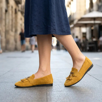 👟【36–43】Novi ženski modeli brez pete za sproščen slog (2026) – Resice, zaponka in kovinski okras; edinstven slog – mala verjetnost, da boste srečali nekoga z enakimi čevlji.
